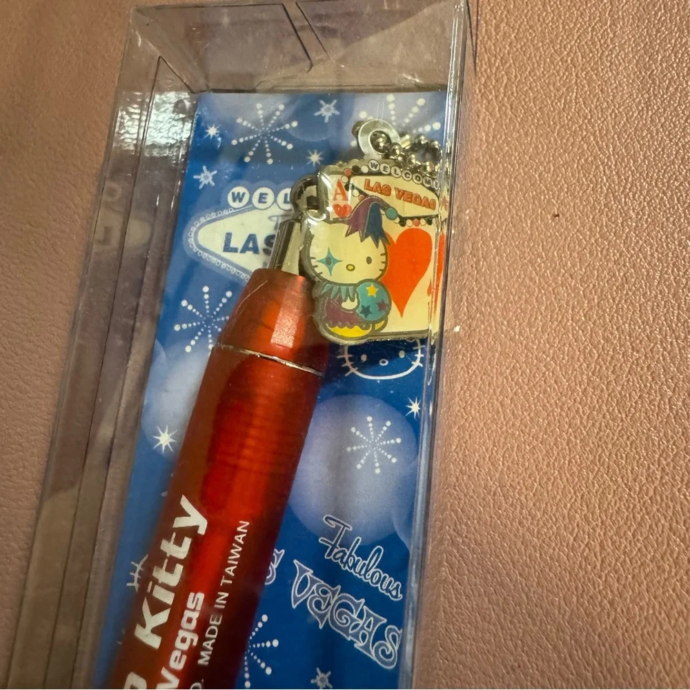 Hello Kitty Pens - Picture 4 of 5